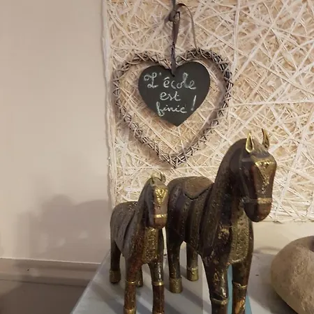 Ferienhaus L'ecole Est Finie 6 Personnes 4pieces Lusse