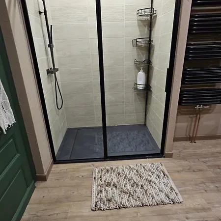 L'ecole Est Finie 6 Personnes 4pieces Ferienhaus Lusse