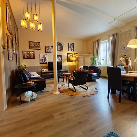 Ferienhaus L'ecole Est Finie 6 Personnes 4pieces *