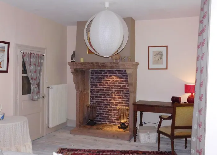 L'ecole Est Finie 6 Personnes 4pieces Lusse