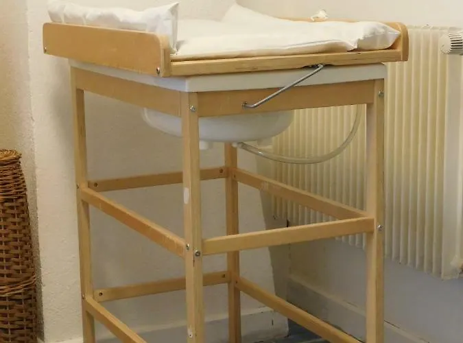 L'ecole Est Finie 6 Personnes 4pieces *